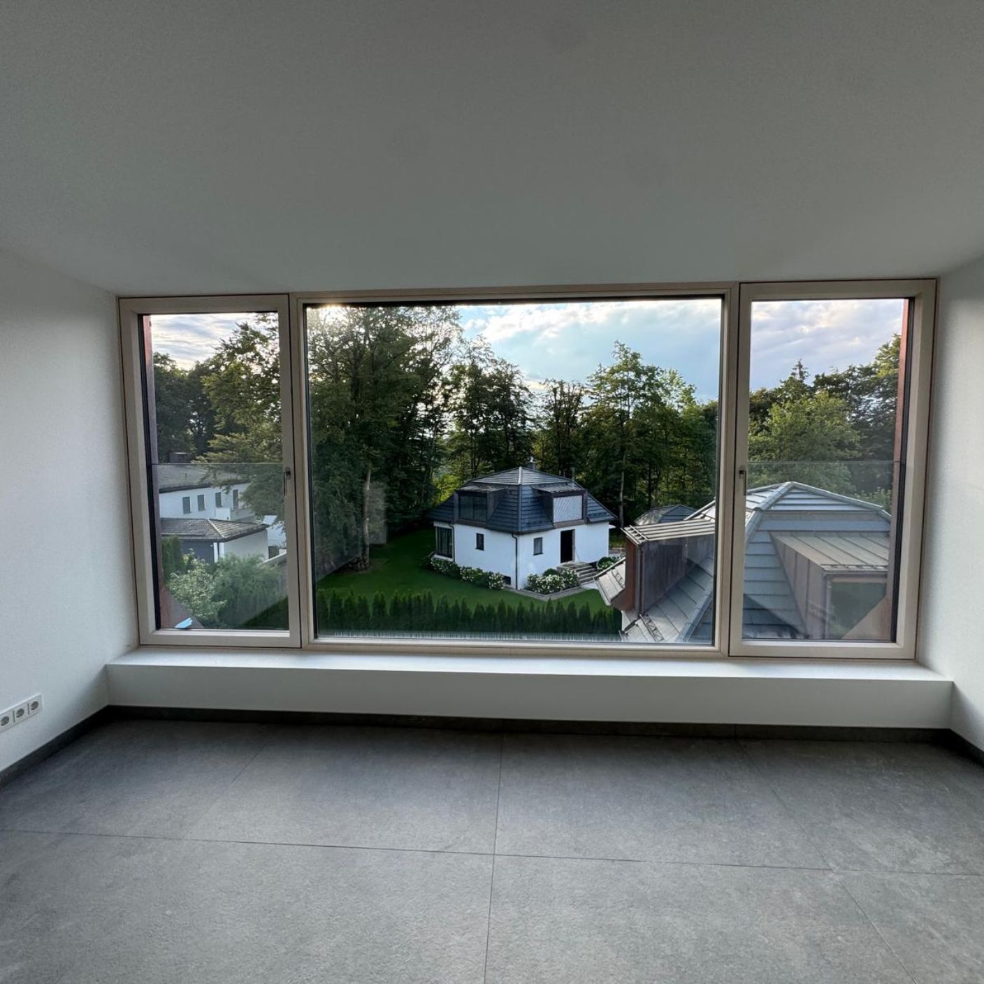 RIMASALEZ AG Bilder Grünwald Büro6